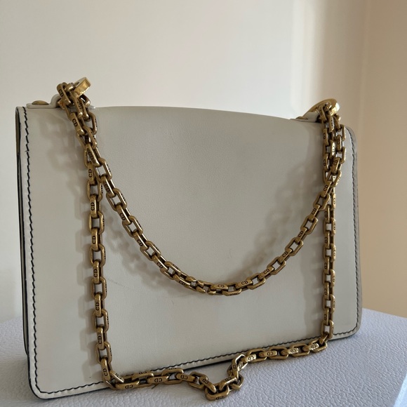 Rare color! Dior Flap Bag, sold out worldwide. - Picture 4 of 5